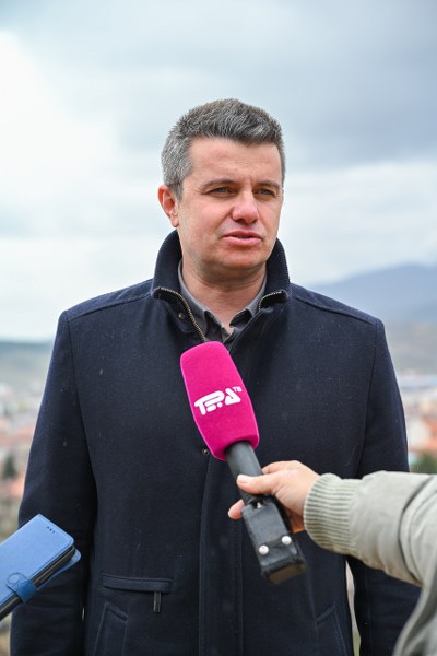 IVK 2389 400x600