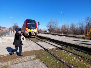 Тргна возот од Битола, но само за Жабени, не и до Грција