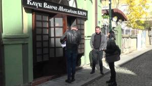 Наместо да ги отстранува спорните содржини, бугарското здружение „Ванчо Михајлов“ си постави нова табла на местото на опожарената