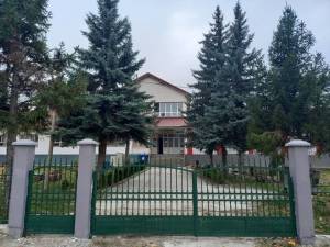 МОН одзеде надлежност на Општина Битола за едно училиште, министерот Шаќири најави дека ќе има и други ако наставниците што ги исполнуваат условите не добијат решение на неопределно