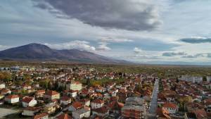 Малолетно девојче од Ресен отишло вонбрачно да живее со маж од Прилеп