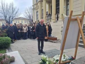Коњановски со обраќање до јавноста - достоинствено разумно и заеднички кон следните чекори