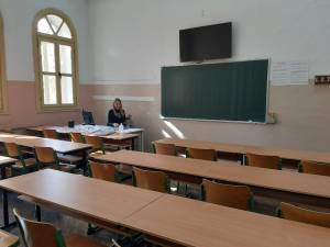 Главниот кризен штаб и препорача на Владата учебната година да продолжи со настава од 1 февруари
