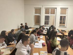 Во Горната гимназија одбележан Меѓународниот ден на мајчиниот јазик
