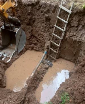 Поради реконструкција на водоводна мрежа, корисници од повисоките места во градот со прекин во водоснабдувањето