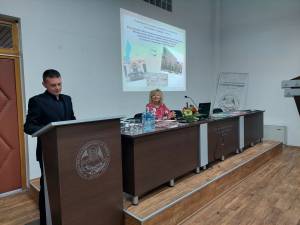 Гугл може да ви даде илјада одговори, но вистинскиот го има само библиотеката- Стручен собир на НУУБ „Св. Климент Охридски“ за факултетските библиотеки