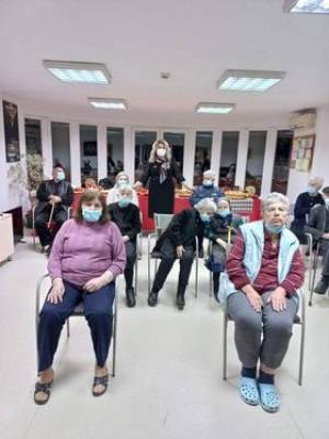 Бадникова вечера во Домот за стари лица ,,Сју Рајдер“ во Битола