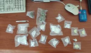 За една недела во Битола, Прилеп и Демир Хисар полицијата одзеде различни видови дроги и лиши од слобода 12 лица