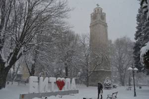 Уште утре ќе провејува слаб снег, потоа стабилно и студено време