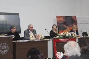 Игор Трајковски - Фоја ја промовираше новата поетска збирка
