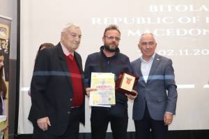 Дејан Младеновиќ ја доби наградата за најдобра камера за филмот за Димче Миновски