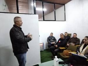 Граѓаните да внимаваат и на измамите на интернет, предупредува Полицијата