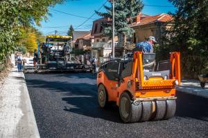 Нов асфалт на улицата "Наум Наумовски Борче"