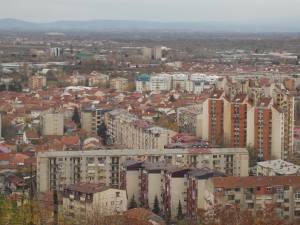 Битолскиот Фонд за пензиско само со седуммина вработени, кубури со кадар