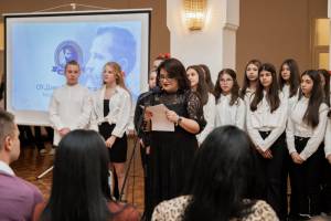 ОУ„Даме Груев“ од Битола го прослави патрониот празник и уште еднаш брилираше на сцената во Офицерскиот дом
