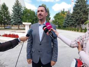 Ковачевски јавно го повика Мицкоски веднаш да ги исконтактира компаниите со поветини енергенси, понуди да достават до среда