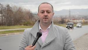 Ни еден претставник на локалната самоуправа немаше доблест да се појави на почетокот на изградбата на топловодот , рече Корлевски