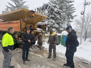 КОЊАНОВСКИ НА ТЕРЕН ИЗВРШИ УВИД ВО АКТИВНОСТИТЕ НА ЗИМСКАТА СЛУЖБА